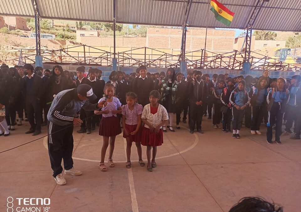UNIDAD EDUCATIVA SIMÓN BOLIVAR INAUGURADA