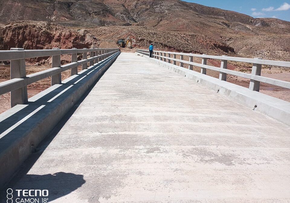 ENTREGA PROVISIONAL DEL PUENTE VEHICULAR CHIVIRAPI