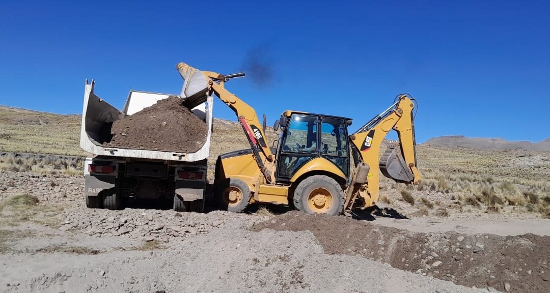 MANTENIMIENTO DE CAMINOS VECINALES EN BOLIVAR