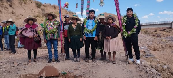 Maquinaria en trabajos de obras menores Huacruyo